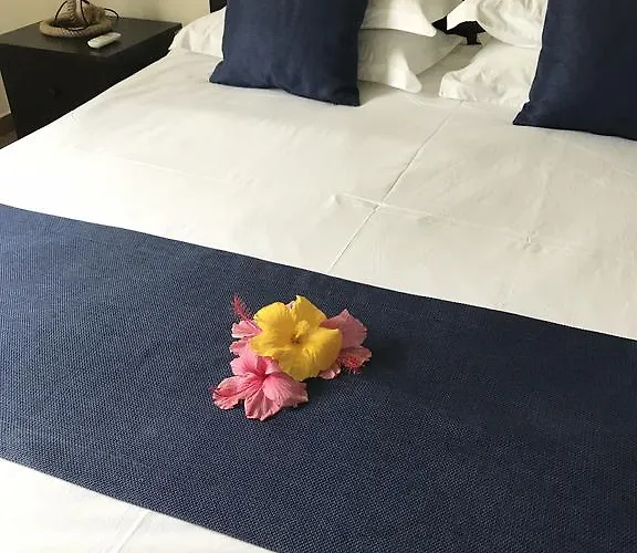 Flower Garden Self-catering Beau Vallon (Mahe)