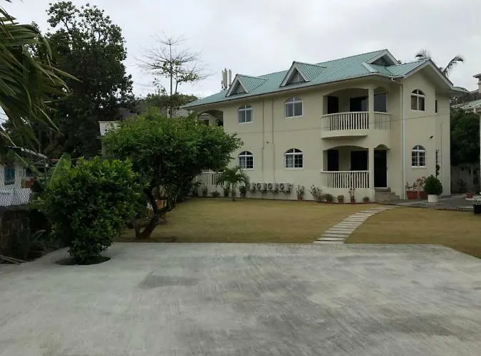 Apartmán Flower Garden Self-catering Beau Vallon (Mahe)