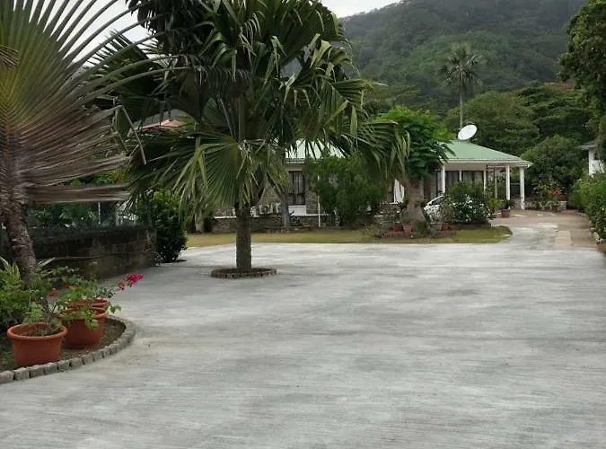Flower Garden Self-catering