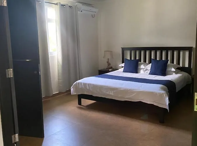 Flower Garden Self-catering Apartmán Beau Vallon (Mahe)