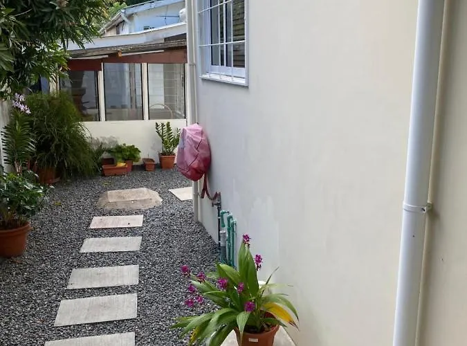Flower Garden Self-catering